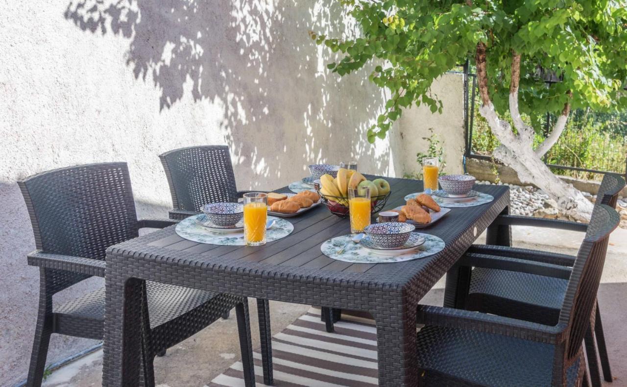 Olea House 2' Walk From The Sea Villa Notos Exterior photo